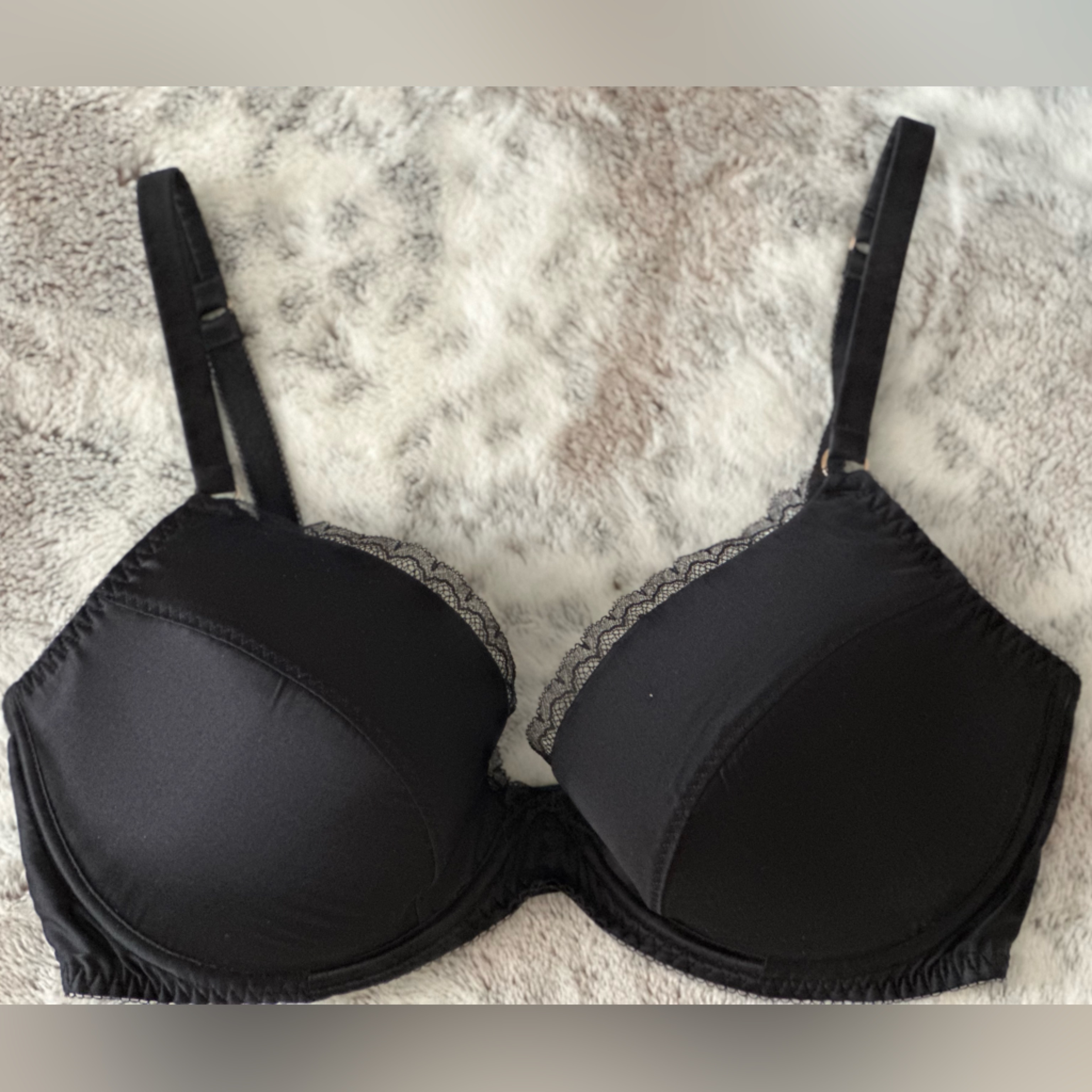 Agent Provocateur Satin Bra 34e